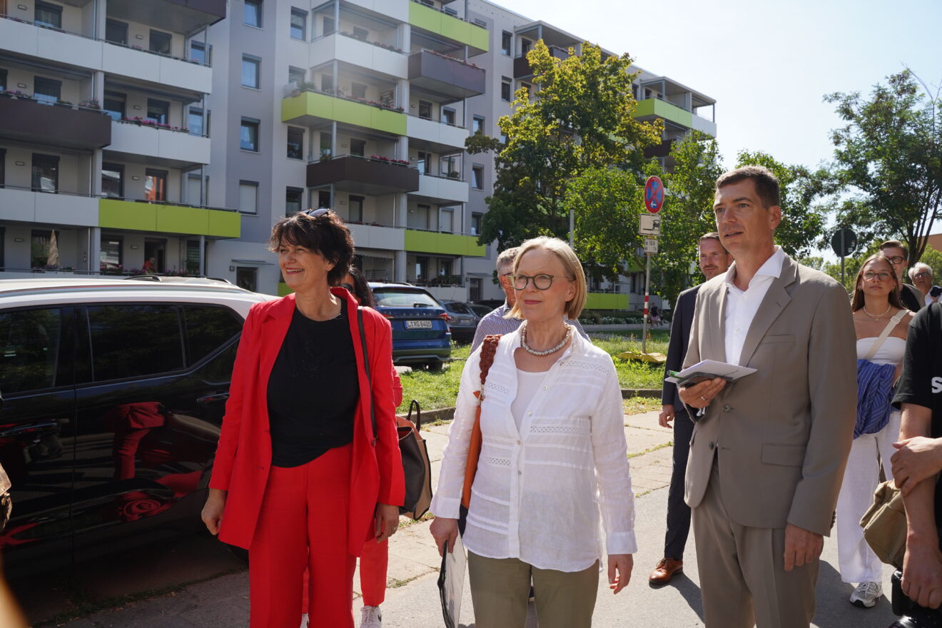 Besichtigungstour mit Staatsministerin Kraushaar